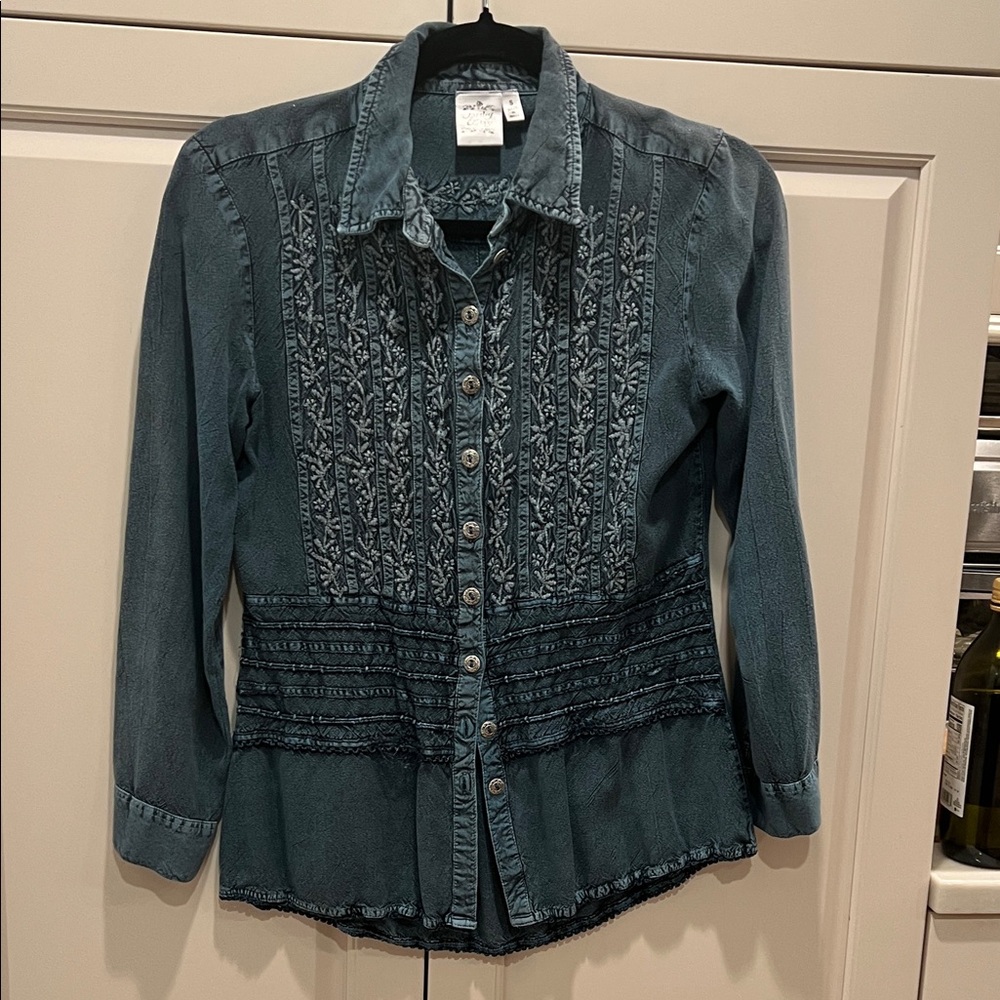 Parsley and sage Embroidered Blue denim style Button-Up Shirt Small